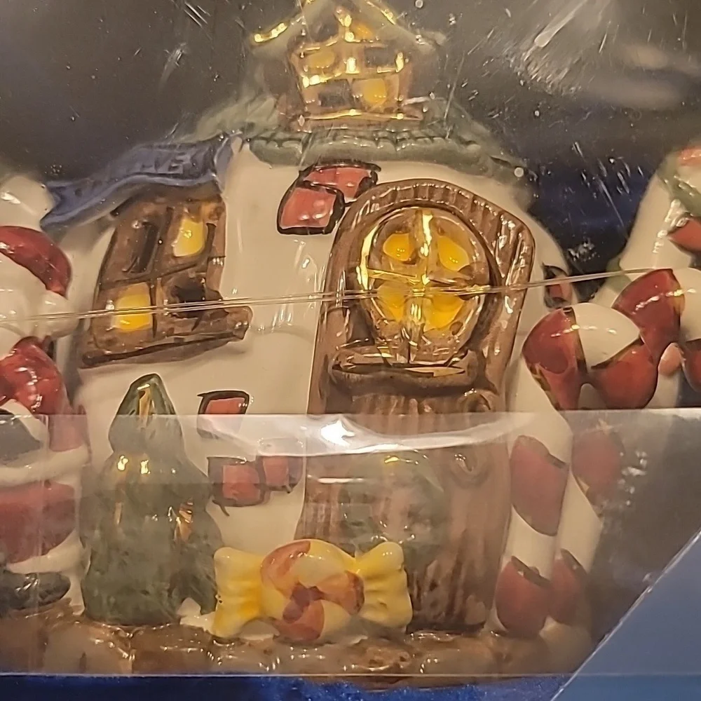 0365. NIB ~ CHRISTMAS 🎄 DAZZEL~ Santa at the Eleves House 🏠 ♥️ 😍